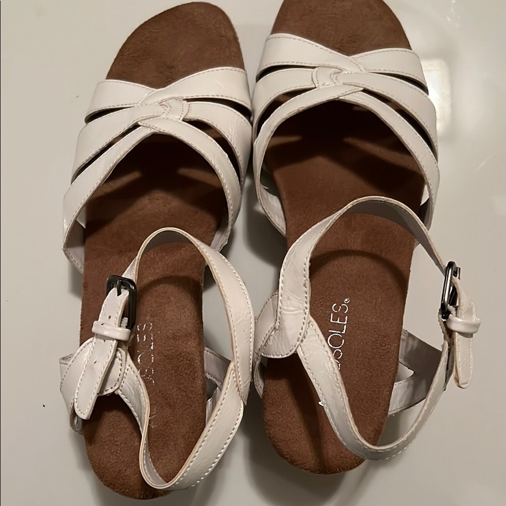 AEROSOLES White Criss-Cross Sandals with Ankle Strap